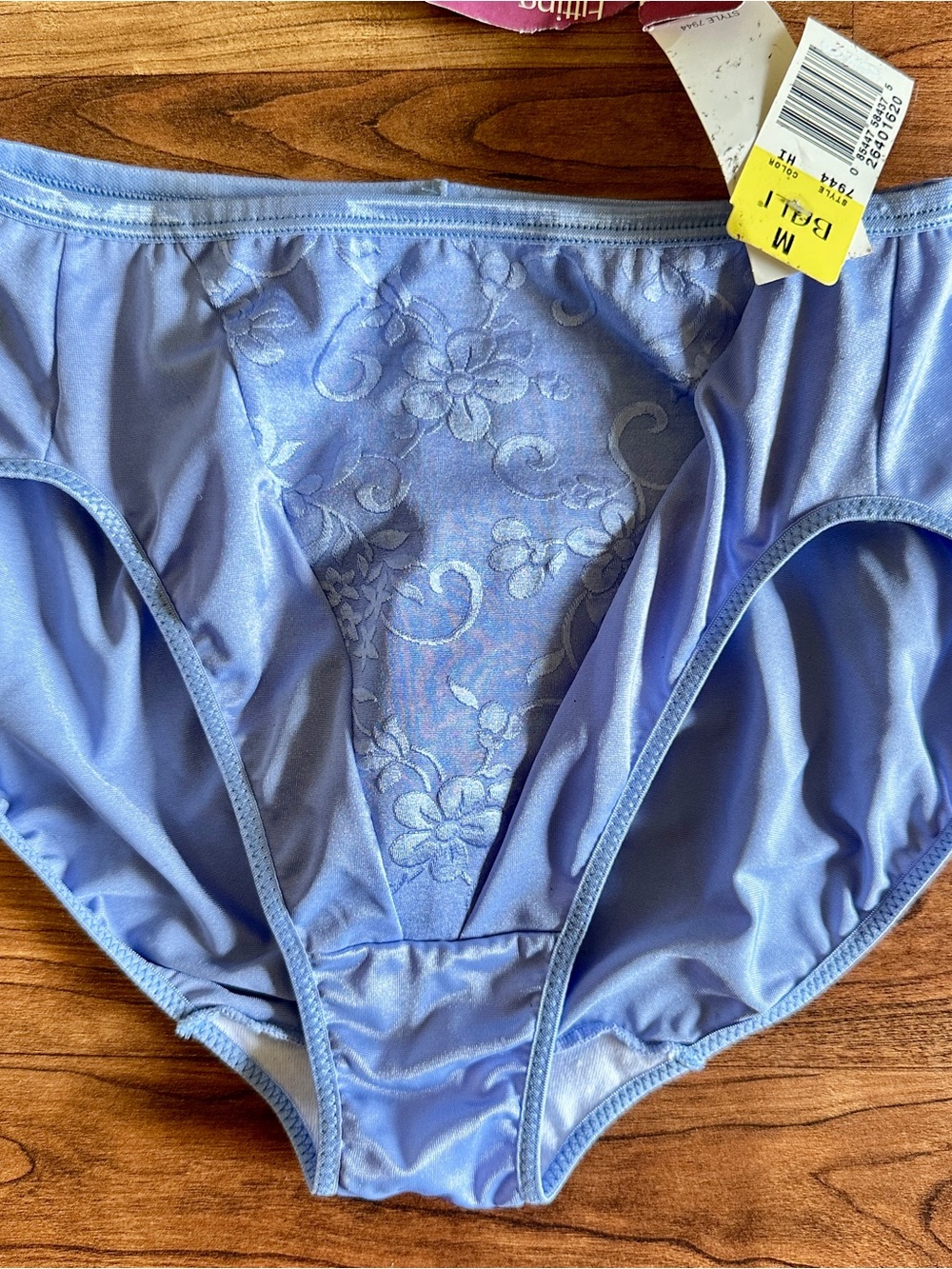 Bali Light Blue Jacquard Floral Hi-Cut Brief Light Control Smoothing Shaping Med